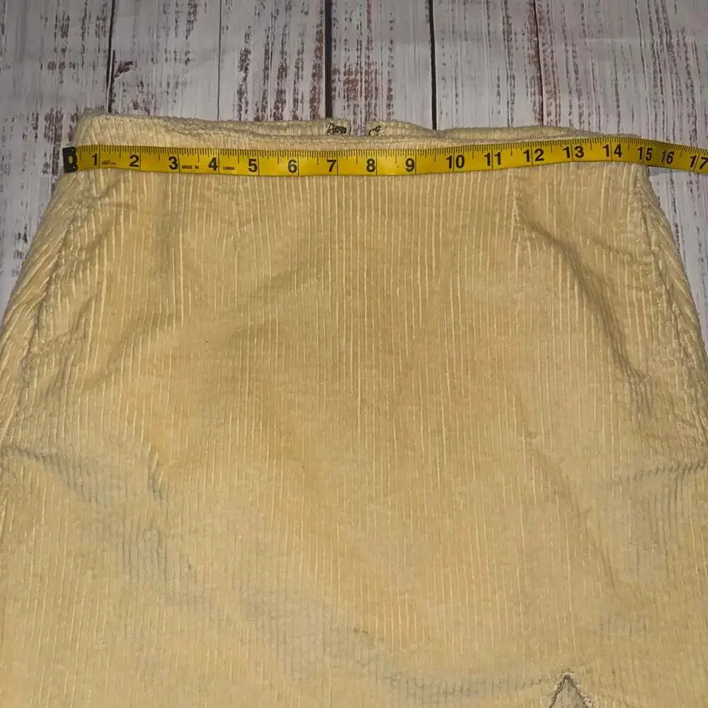 Womens Size S Corduroy Y2K Skirt Mini Skirt Pockets Back Zipper Mustard Yellow